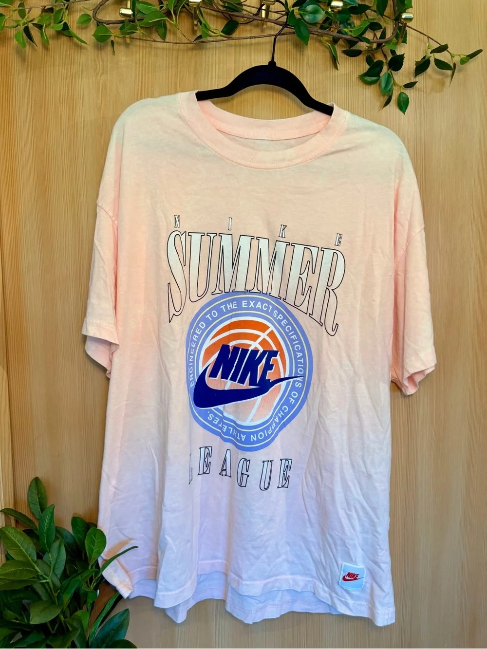 Nike Loose Fit Graphic Tee - Pale Peach